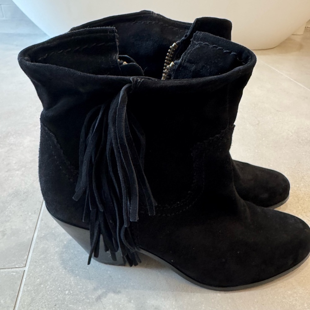 Sam Edelman Short Black Suede Boots Size 9